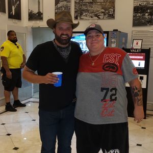 Meet your Posher, Dee